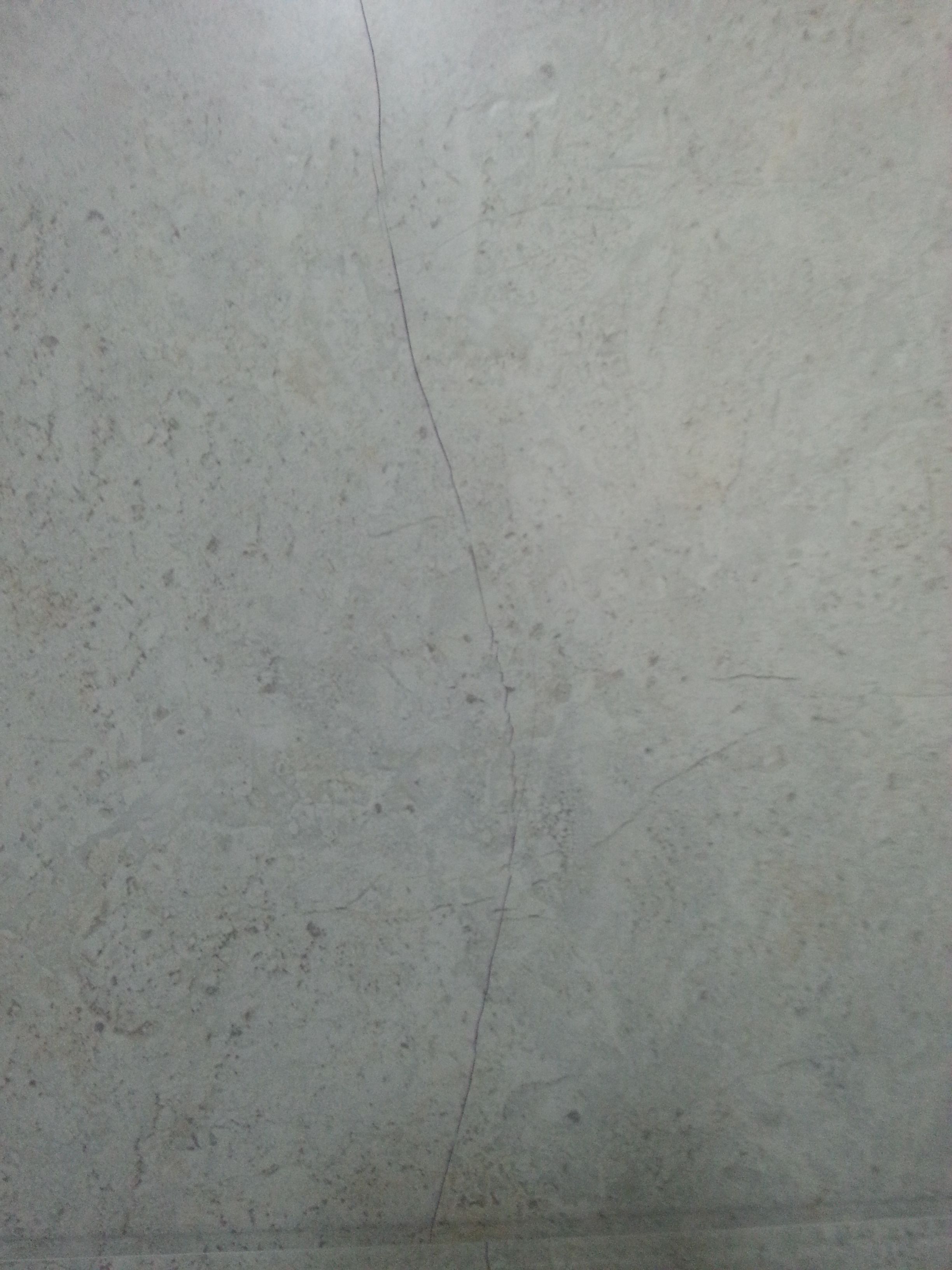 墙面砖打孔打出裂纹(墙面砖打孔打出裂纹怎么处理) 墙面砖打孔打出裂纹(墙面砖打孔打出裂纹怎么处理)